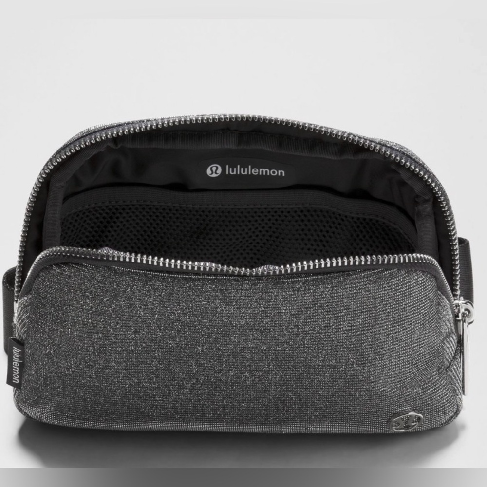 Lululemon Everywhere belt bag 1L glitter - Picture 3 of 7